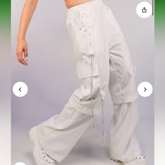 NWOT Rave Wonderland 90's Baby White Oversize Cargo Pants - Picture 2 of 6